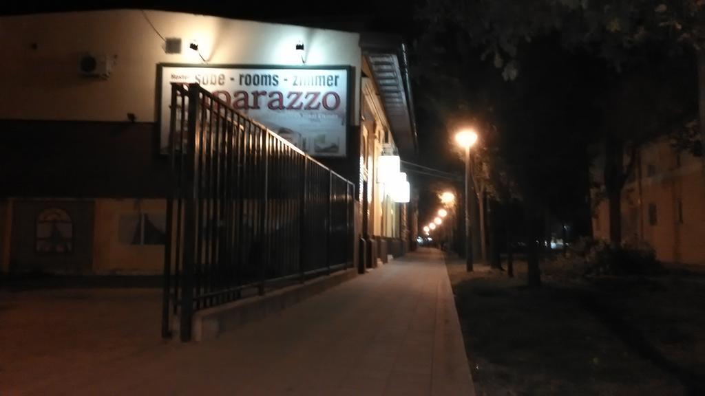 Hostel Paparazzo & Apartmens Кикинда Экстерьер фото