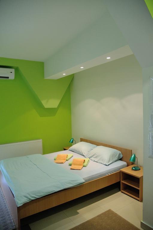Hostel Paparazzo & Apartmens Кикинда Экстерьер фото